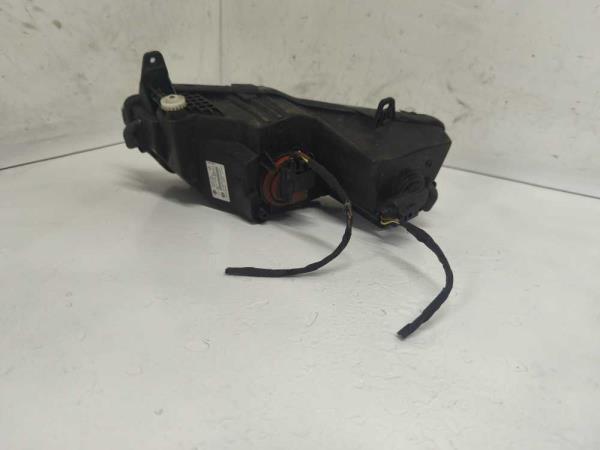 FEU ANTIBROUILLARD DROIT VW  - Vue 2